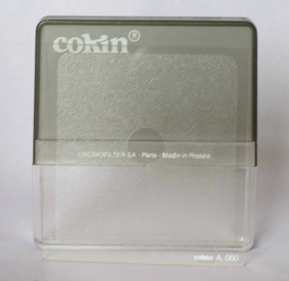 Cokin small/A series A060 A series spot incolor 1 filter in case. - Image 1 of 1