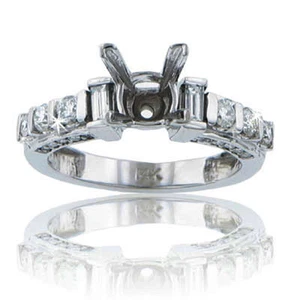 Semimontaggio Fidanzamento Diamante Taglio Tondo e Baguette 1,10 Ct. TW - Foto 1 di 4