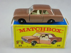 25d Ford Cortina - 31398 Matchbox Regular Wheels - Picture 1 of 9