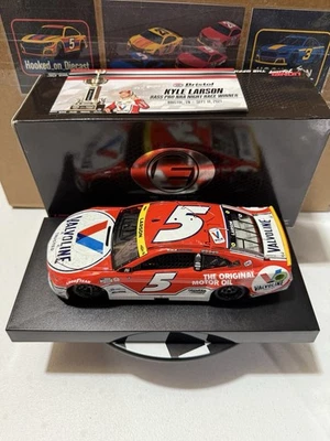 Литая модель NASCAR Кайла Ларсона ELITE NO5 Valvoline Bristol Win 2021 1:24 - Изображение 1 из 4