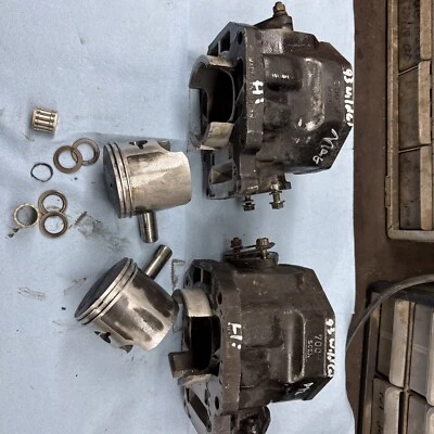 1993 1994 ARCTIC CAT WILDCAT 700 EFI MOTOR Mag And Pto Jugs Cylinders Pistons - Image 1 of 4