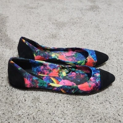 Brian Atwood Avignon Rainbow Floral Black Contrast Pointed Toe Flats Size 7 - Imagem 1 de 4