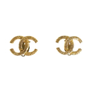 Pendiente CHANEL Vintage Marca COCO Chapado en Oro CC - Imagen 1 de 8