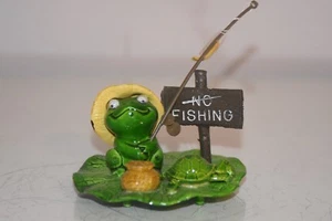 Sapo de acuario sin letrero de pesca aprox 8 x 7 x 6 cms - Imagen 1 de 4