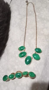 Vintage Liz Claiborne Necklace & Bracelet Gold Tone w Green Acrylic Stones NEW - Picture 1 of 5