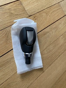levier de pommeau en cuir noir Renault pour Clio V et Captur aut 349208060R - Foto 1 di 3