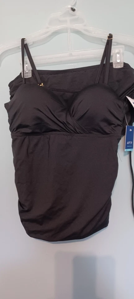 Nuevo con etiquetas Apt. Traje de baño de dos piezas con falda tankini para mujer 9, talla grande costaba $72 Foto 1 de 4