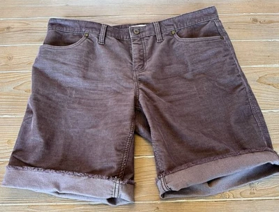 Pantalones cortos de pana Oahu Carve Designs para mujer 8” dobladillo crudo cervatillo oscuro talla 12 Foto 1 de 4