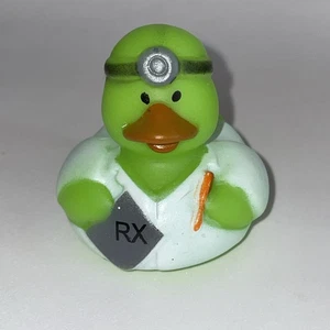 Gelbe 2 Zoll Gummi Ente Jeep Pool Badespielzeug Ente ~ Nummer 5 ~ - Bild 1 von 3