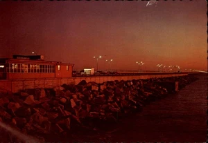 Virginia Beach VA Chesapeake Bay Bridge Túnel Rock Ringed Island crepúsculo postal - Imagen 1 de 2