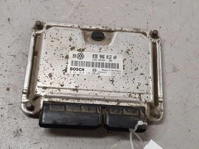 VW GOLF IV Variant 1J5 Engine Control Unit 038906012AP 1.9 Diesel 81kw 27030817 - Immagine 1 di 3