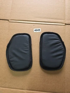 Permobil 3G F3 F5, M3, M5, M300 Piedini Gel Piccoli 9" X 6" Mai Usati - Foto 1 di 4
