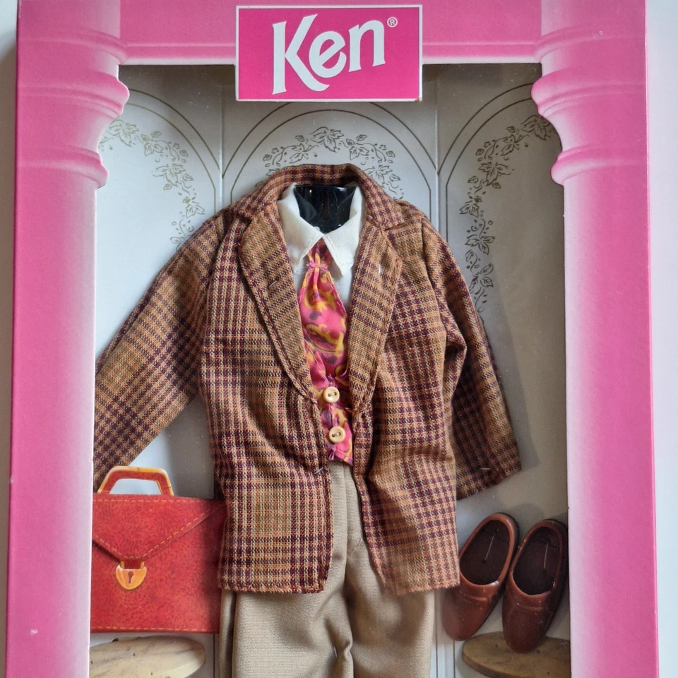 Mattel Barbie - KEN Fashion Avenue Casual Fashions (1996)