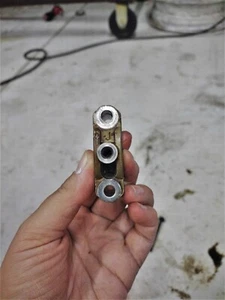 79-83 Honda CB 750 900 1100 Engine Camshaft Holder INTAKE "J" OEM 12213-425-305 - Picture 1 of 7