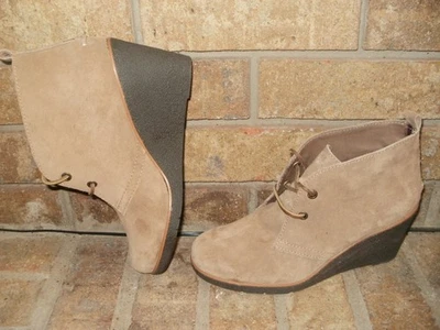 NUEVO BOTÍN DE CUÑA DE GAMUZA MARRÓN HARLOW SPERRY TOP-SIDER PRECIO DE VENTA SUGERIDO POR EL FABRICANTE $90 Foto 1 de 4