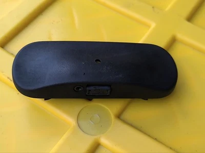 Boquilla pulverizadora lavadora para parabrisas derecho Audi S5 2018 3.0T Premium Plus OEM Foto 1 de 3