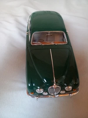 Jaguar Mark II  1959  Green Special Edition Maisto 1:18  - Bild 1 von 4