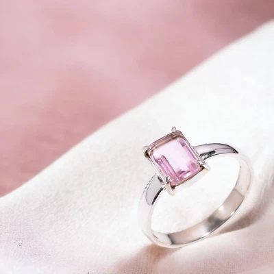 天然粉红色昆石宝石声明戒指 尺寸 925 银色 — 第 1/4 张图片