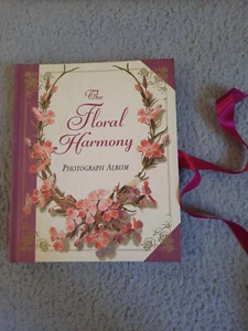 The Floral Harmony: Photograph Album. Bramley. 1998, Keith Williams. Victorian - Picture 1 of 7