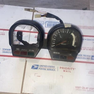 81 YAMAHA VIRAGO XV920 SPEEDOMETER METER INDICATOR CLUSTER - Picture 1 of 2