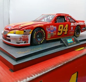 Bill Elliott #94 McDonald’s Ford Thunderbird – 1:18 Scale Die-Cast 1997 – Revell - Picture 1 of 8