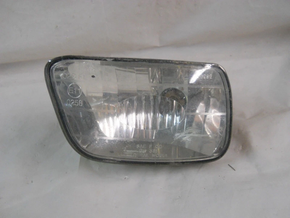 FARO ANTINIEBLA LADO CONDUCTOR CHEVROLET TRAILBLAZER LH 2002 2009 Foto 1 de 3