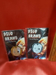Juego de 2 Muñecas Chucky Good Guy - Pin Metal Esmalte - Imagen 1 de 4