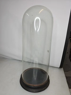 Ancien globe En Verre Avec Socle En Bois  - Photo 1/4