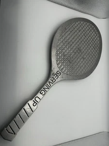 "Bandeja para raquetas de tenis de peltre para servir 16x7"" metálica decorativa vintage" - Imagen 1 de 4