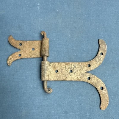 Dobradiça de ferro forjada à mão antiga vintage design exclusivo incomum - Imagem 1 de 4