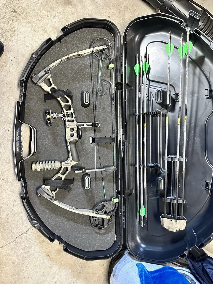Mathew’s Mission Venture Compound Bow 60/29 Right Hand - Image 1 of 1