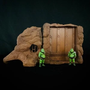 Custom Rancor's Lair Pit Main Wall with Door for 3.75 IN (1:18) FIGURE - Picture 1 of 6
