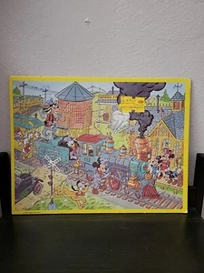 Walt Disney Productions Vintage Puzzle Mickey Mouse Zug Schienen Schaffner Pluto - Bild 1 von 4