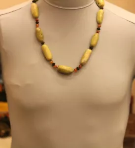 "Stunning Handcrafted Green Agate Gemstone Necklace: Nature's Beauty in Every De - Picture 1 of 9