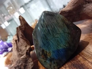 Beautiful Labradorite freeform (4) - Picture 1 of 5