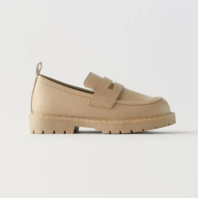 Mocasines Zara Penny para niñas talla 6,5 Foto 1 de 4