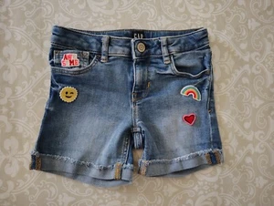 GAP 6 Girl Regular Stretch Midi Shorts Denim Blue Jean Rainbow Heart Sun Patches - Picture 1 of 3