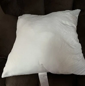 Utopia 26"x26" Square Polyester Pillows 2 Pack - Picture 1 of 1
