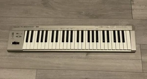 ROLAND PC-300 USB MIDI KEYBOARD CONTROLLER Used Studio Production Tool Music - Picture 1 of 6