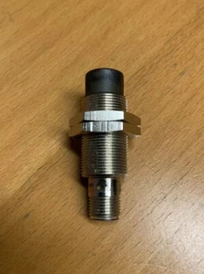 Balluff 516-360-E5-Y-S4 Inductive sensor; Connector - Picture 1 of 5