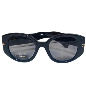 NEW Marc Jacobs Cateye Sunglasses in Black - Picture 1 of 7