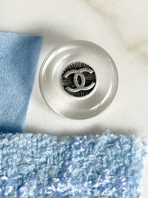 CHANEL 1990s VINTAGE CC XL  LARGE CLEAR LUCITE RESIN BUTTON 2 FABRICS  SIGNED - Image 1 of 4
