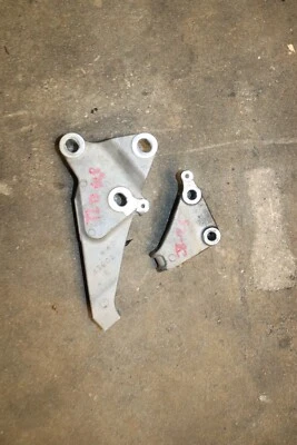 Оригинальный кронштейн для крепления коробки передач полного привода 2007-2008 Acura TL тип S 3,5 л 2 шт. A/T - Изображение 1 из 4