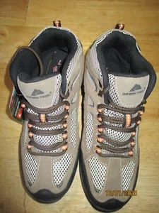 NEW IN BOX-MENS OZARK TRAIL LEATHER WATERPROOF HIKING BOOTS-BROWN-SIZE 7 - Picture 1 of 16