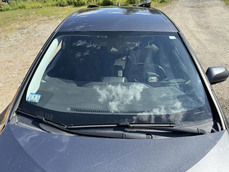 Parabrisas Toyota Prius 2021-2022 Foto 1 de 4