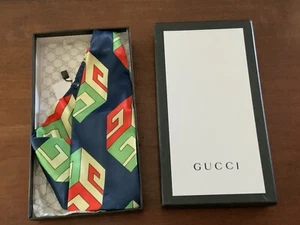 Diadema Gucci para hombre o mujer talla grande talla única hecha para adaptarse a la mayoría - Imagen 1 de 7