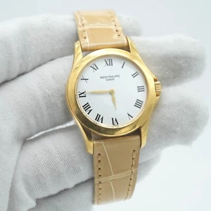 PATEK PHILIPPE 18K Yellow Gold 28mm Calatrava 4905J ladies manual winding - Picture 1 of 8