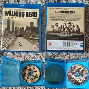 The Walking Dead Seasons 1-4 - Picture 1 of 4