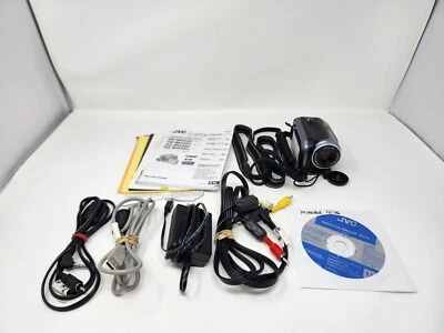 JVC Everio 20GB Hard Drive Video Camcorder GZ-MG20U - Image 1 of 4