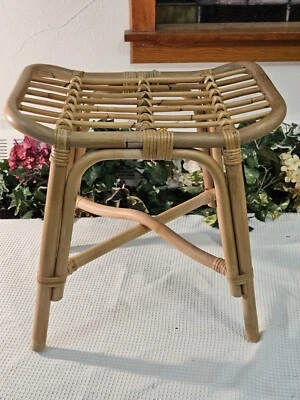 Mid Century Modern Rattan Bamboo Bench Seat Stool Boho Chic Asian Decor - Image 1 of 4